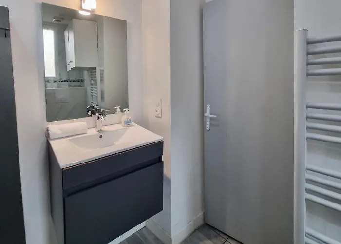 Monaco Carnier Parking アパート *