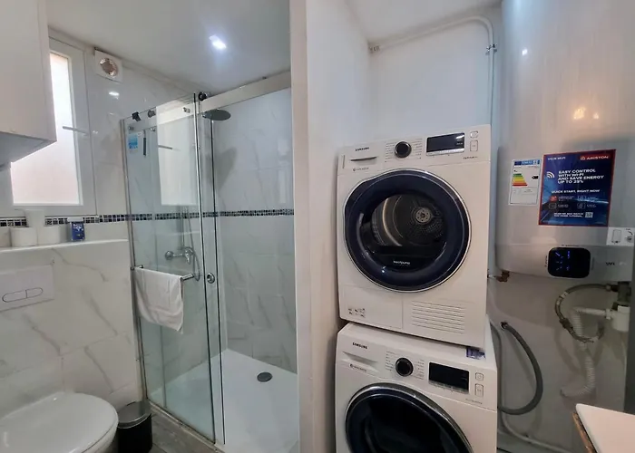 Monaco Carnier Parking ボーソレイユ