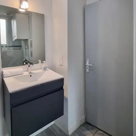 Monaco Carnier Parking Apartman *